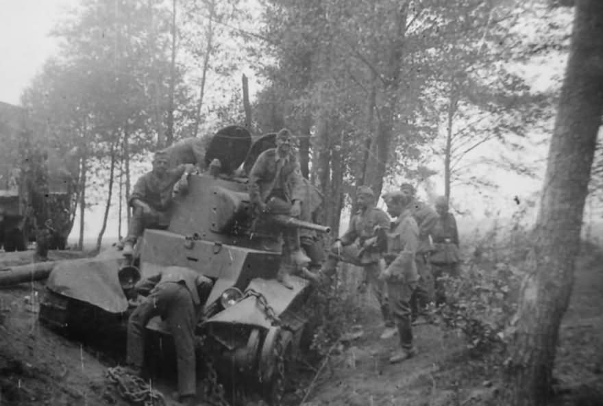 Soviet tank BT-7 10