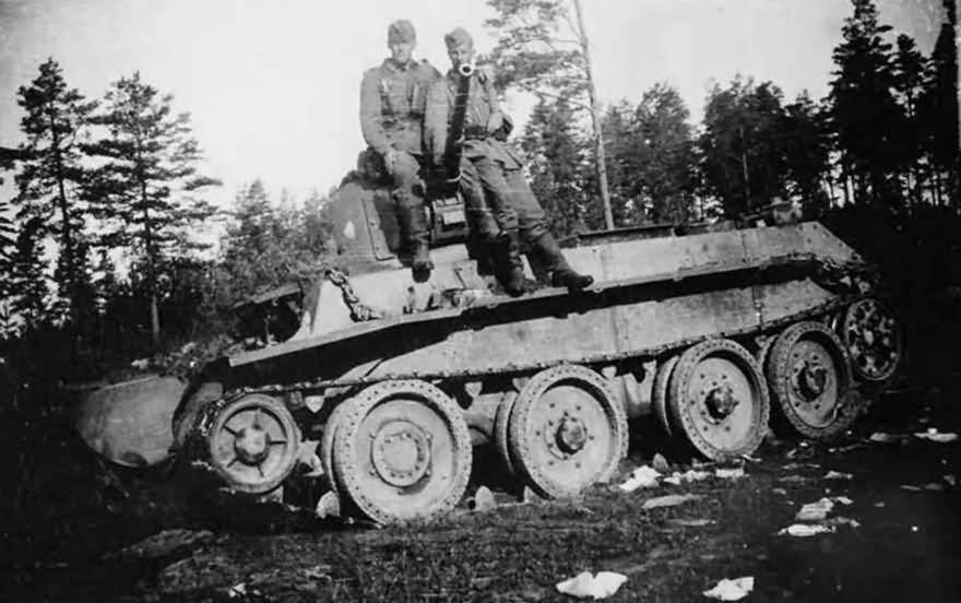 Soviet tank BT-7 13