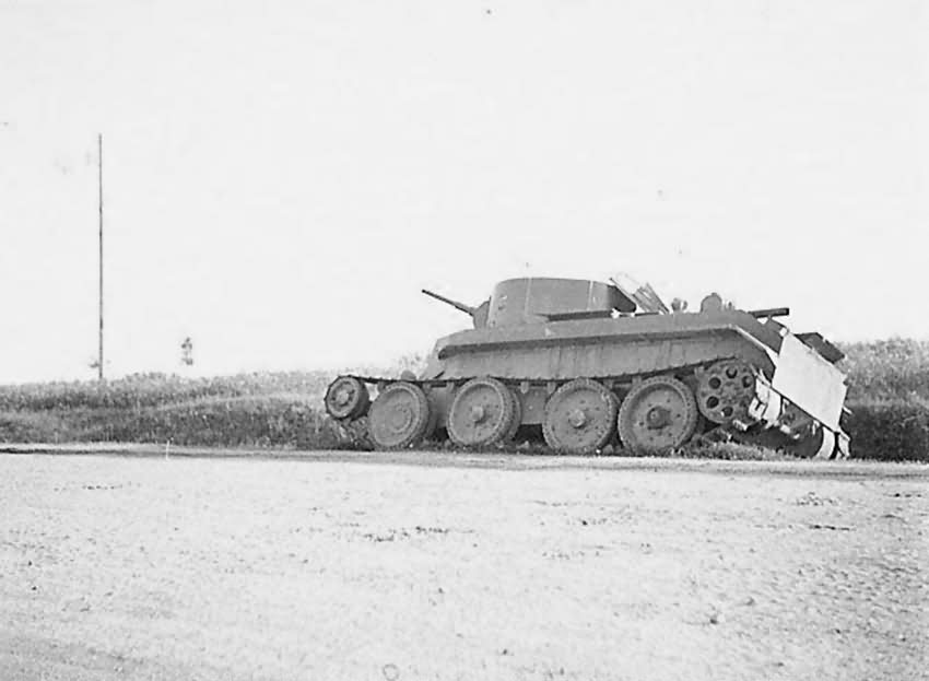 Soviet tank BT-7 15