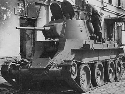 Soviet tank BT-7 18