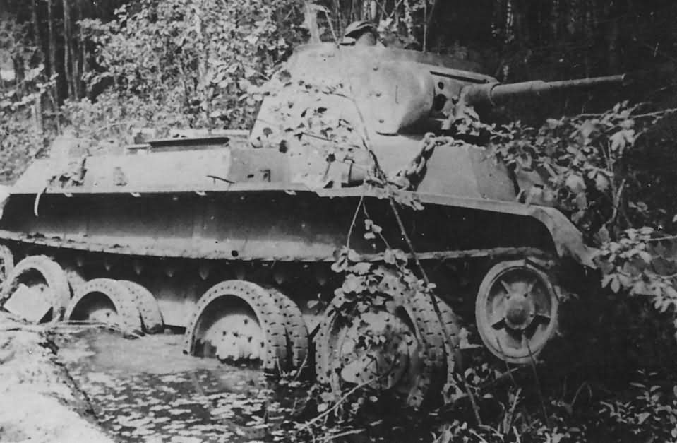 Soviet tank BT-7 4