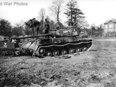IS-2 5100 „Tadeusz” from Polish 5th Heavy Tank Regiment captured by Germans near Bautzen 1945