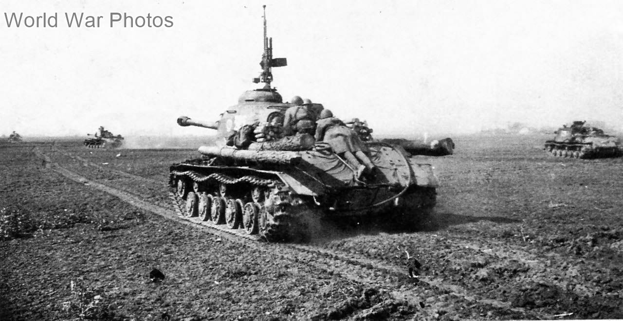 IS-2 and ISU-152 Germany 1945