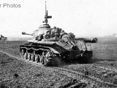 IS-2 and ISU-152 Germany 1945