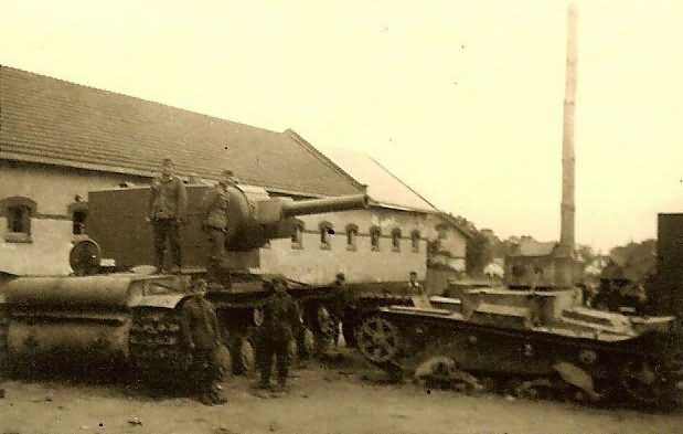 KV-2 and T-26 tanks