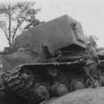 KV-2 tank 15
