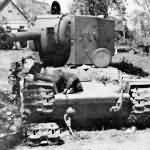 KV2 destroyed tank
