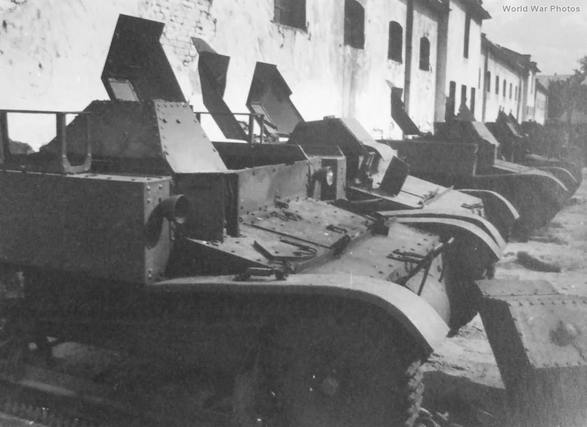 Abandoned T-27 tankettes 1941
