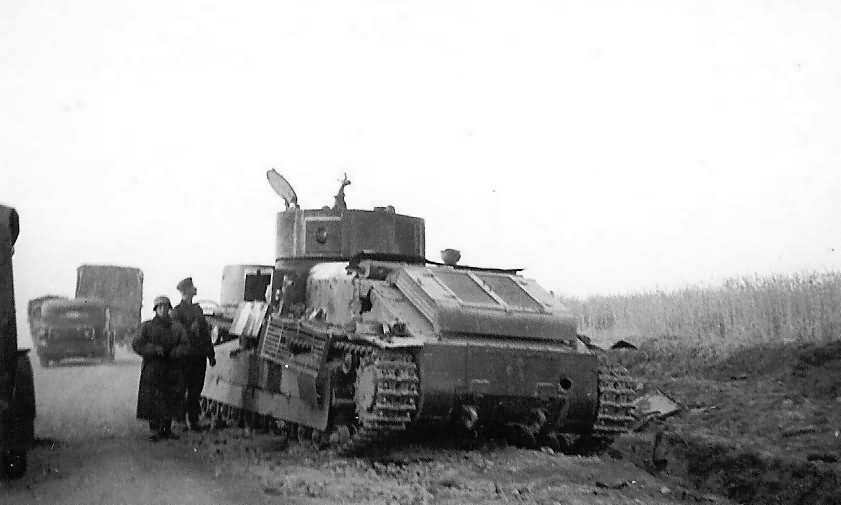 T-28 tank and german troops