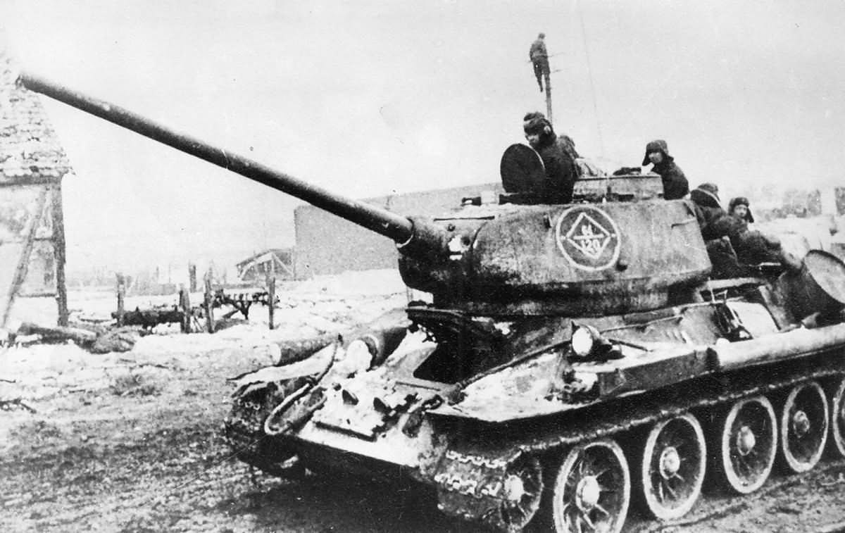 T-34-85 of the 64th Guards tank brigade in 1945