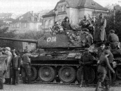 T-34/85 of the 7th Guards Tank Corps Prague 1945