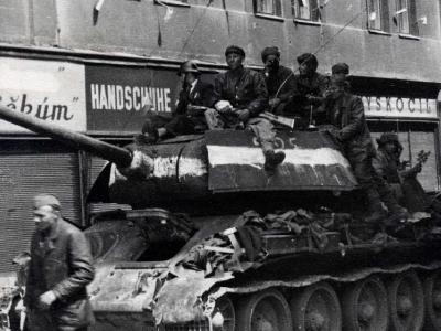 T-34-85 Czechoslovakia 1945