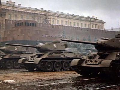 T-34-85 tank color photo Moskow