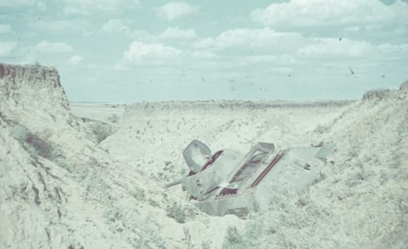 T-34/76 tank in color 1942 3
