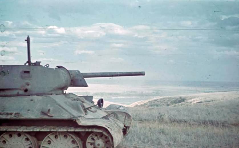 T-34 soviet tank in color 2