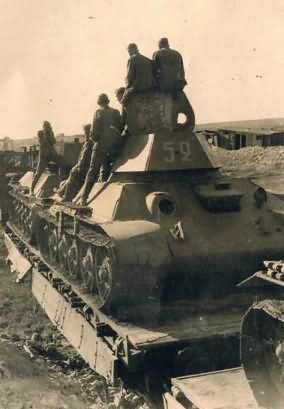 T-34 on the flatcar turret number 52