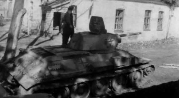 T-34/76 tank in german Wehrmacht service 32
