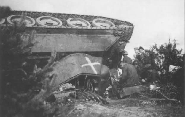Destroyed T-34/76 07