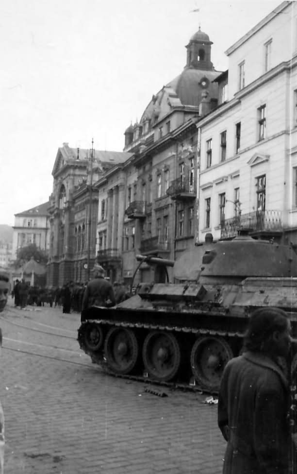 T-34/76 tank on street 19