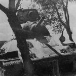 T-34 tank model 1940 armed with the 76 mm gun L-11 2