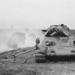 destroyed soviet T-34/76 mod 1940 tank 2