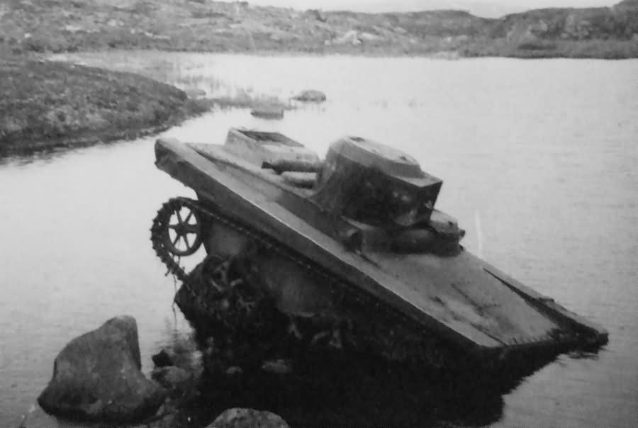 T-37 Soviet amphibious tank