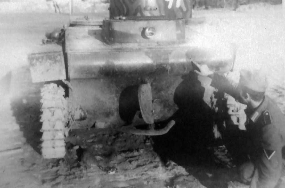 T-37 Soviet amphibious tank rear