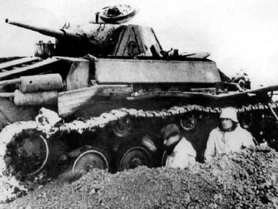 Destroyed T-70 tank 4