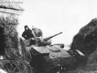 Soldier in T-70 waits in ambush near Voronezh District 1943